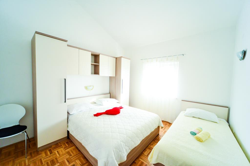 Apartments Valentina Petrčane Kültér fotó