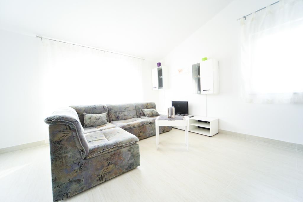 Apartments Valentina Petrčane Kültér fotó