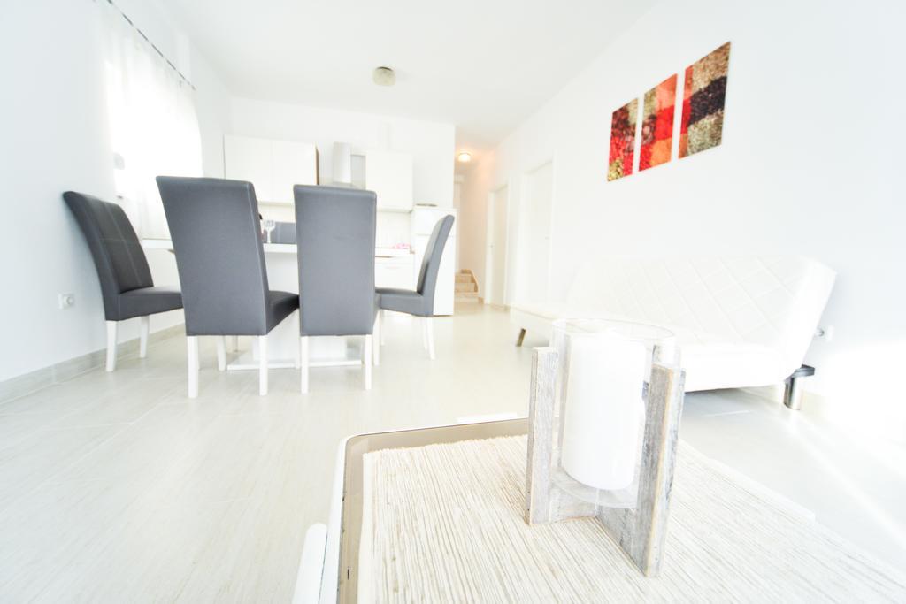 Apartments Valentina Petrčane Kültér fotó