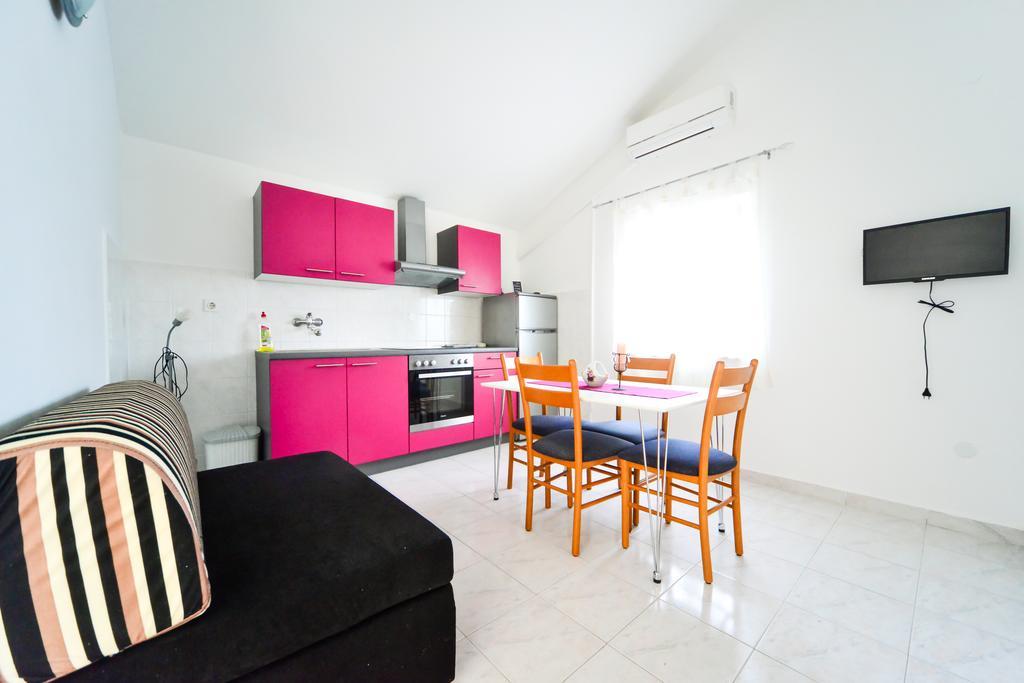 Apartments Valentina Petrčane Kültér fotó